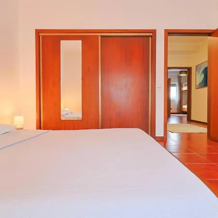 Azores Surf Center House *