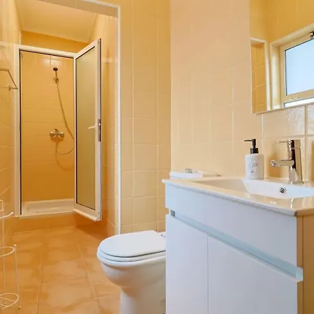 Azores Surf Center House * Ribeira Grande